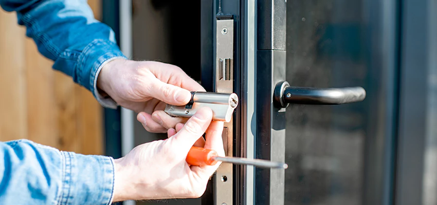 Eviction Locksmith For Lock Repair in Lake in the Hills, IL